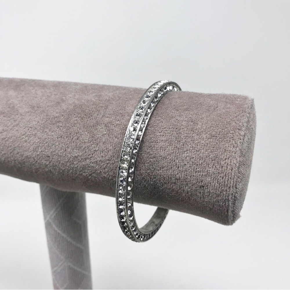 Silver Tone Rhinestone Bangle Bracelet Size 8.25